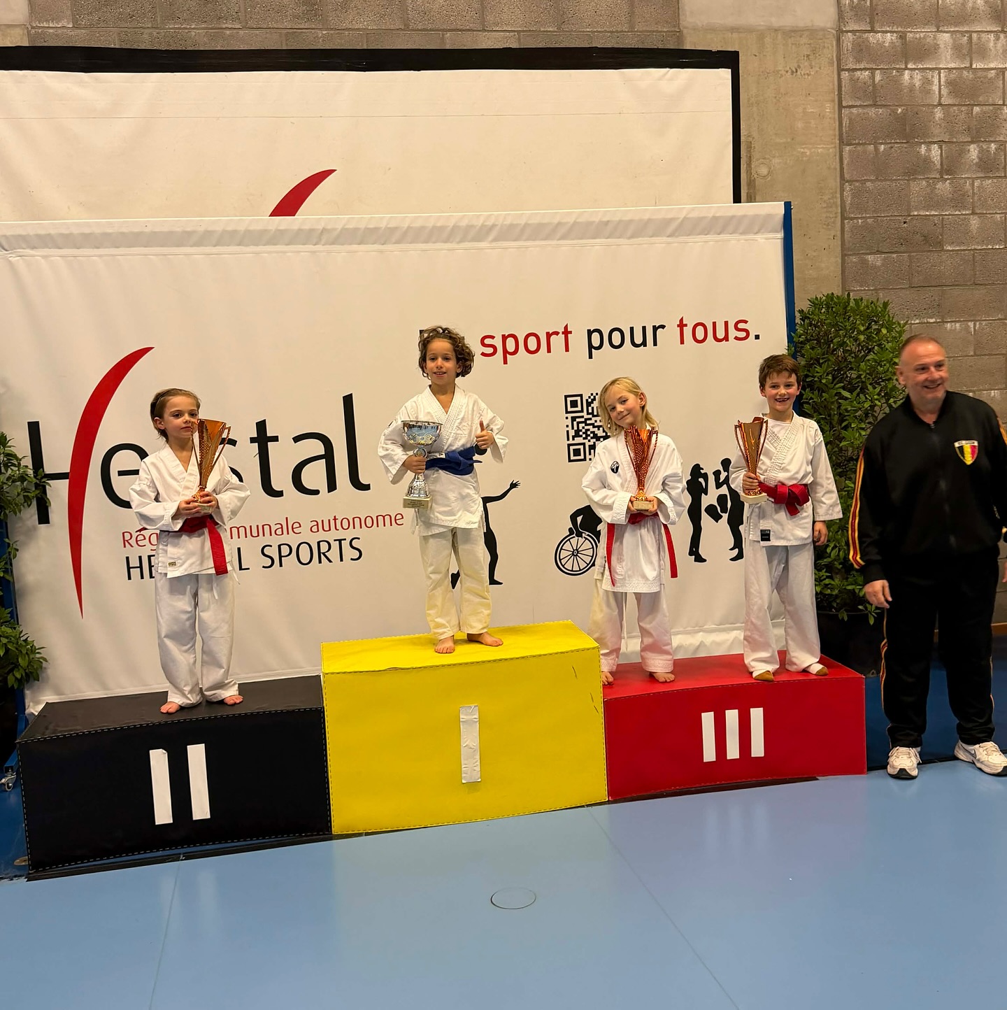 587269185_18154817296422587_8476485803984930344_n (1)