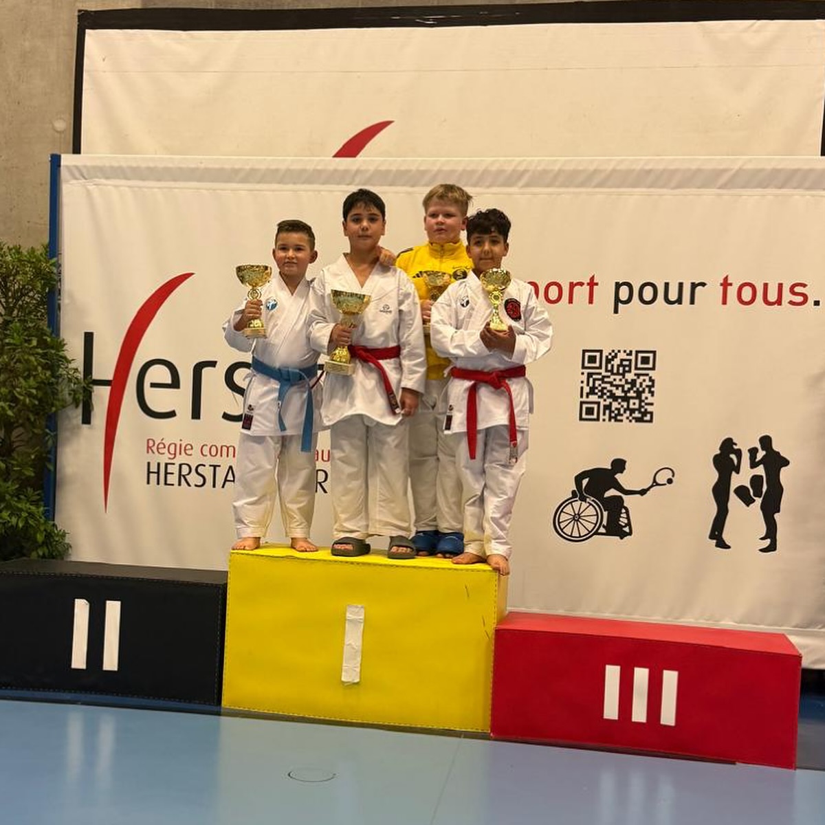 587814407_18154817287422587_5610864720390754317_n