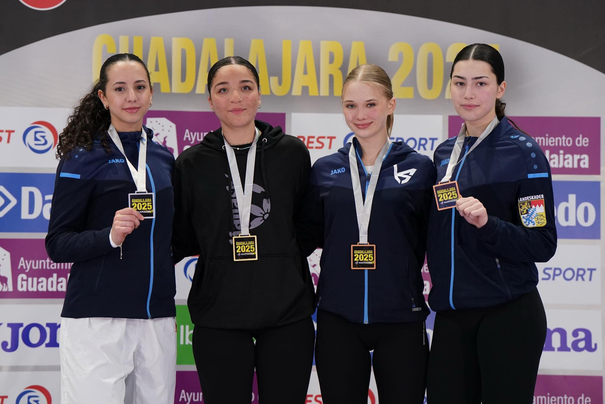 Amel Podium
